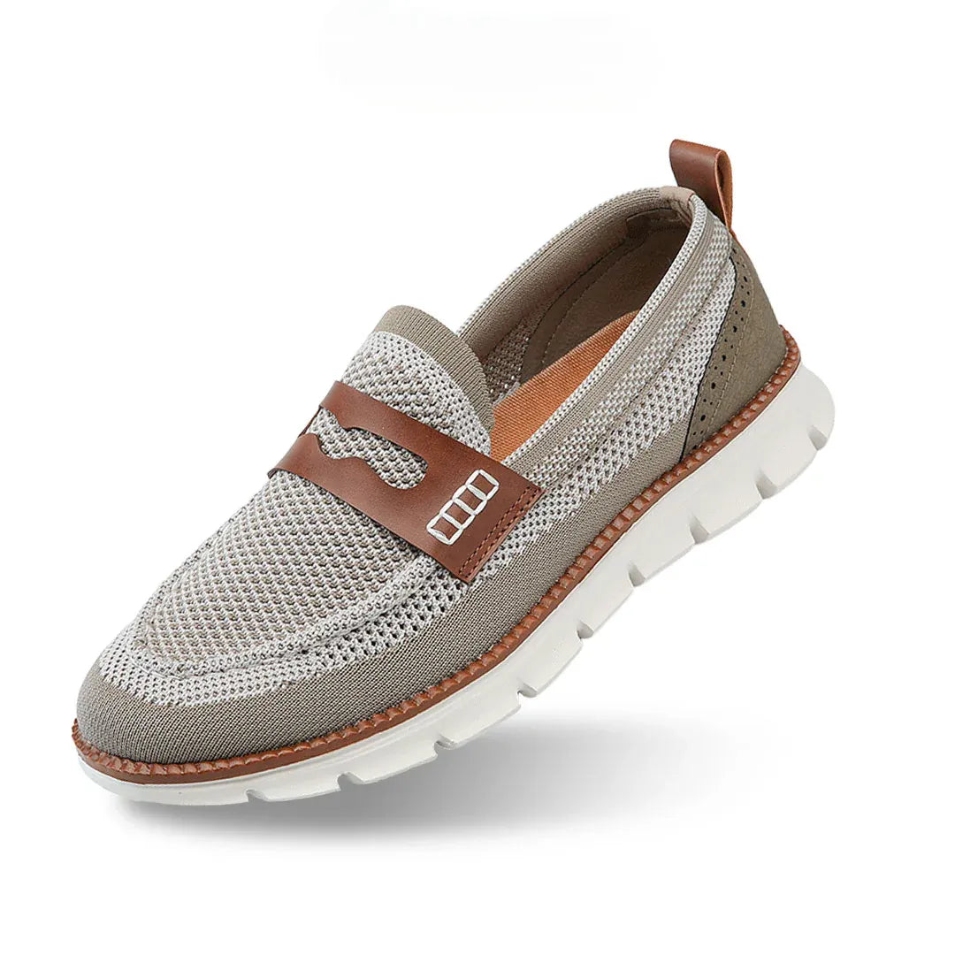 LIGHT CASUAL SLIP-ON SHOES