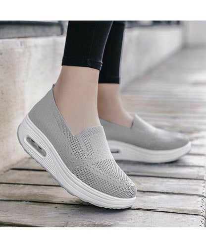 WOMEN'S ORTHOPEDIC ARCH-SUPPORT SNEAKERS