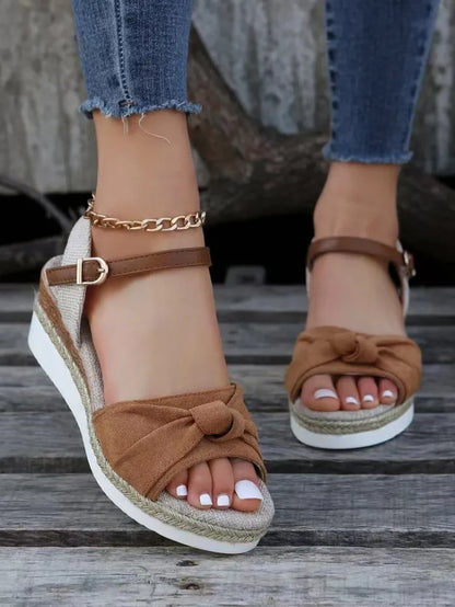 Classy and supportive orthopedic Sandals