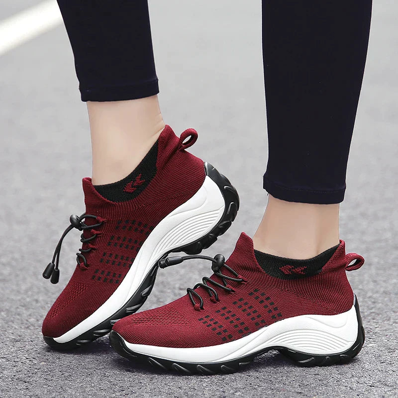 EMILY™ ORTHOPEDIC SNEAKERS WITH STRETCHABLE CUSHION