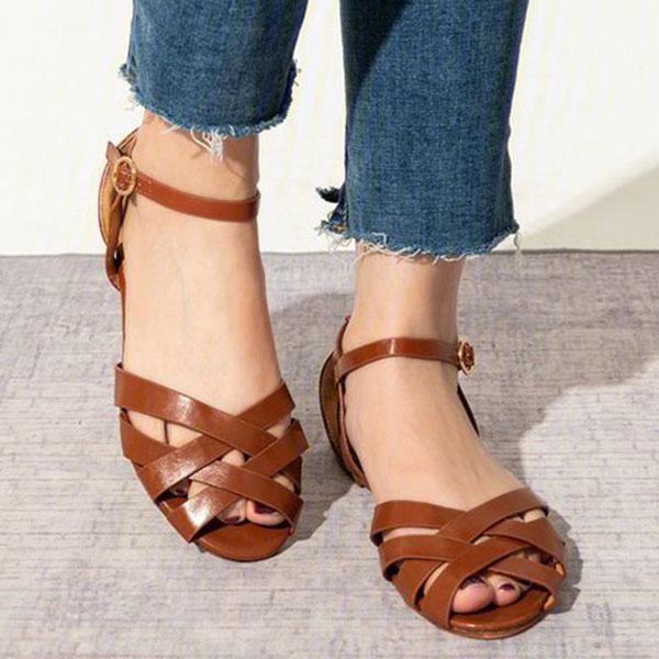 Minimalist and supportive orthopedic Sandals