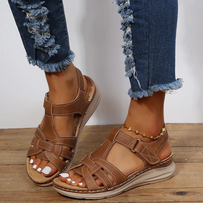 Tailored supportive orthopedic Sandals