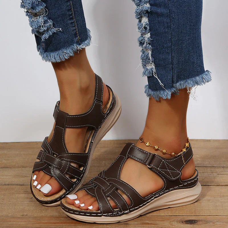 Tailored supportive orthopedic Sandals