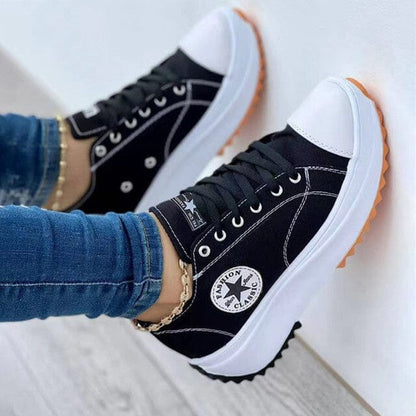 TRENDY ORTHOPEDIC SNEAKERS