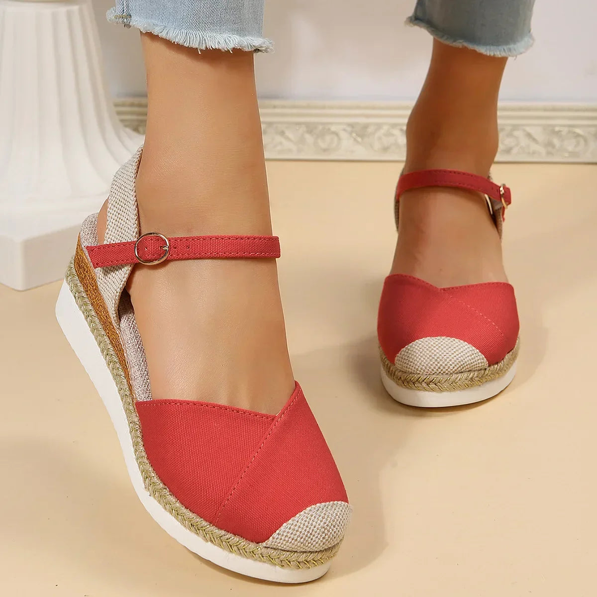 CLOSED TOE ORTHOPEDIC WEDGE SANDALS