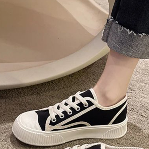 WOMEN'S CASUAL SPORT & FLAT ORTHO SNEAKERS