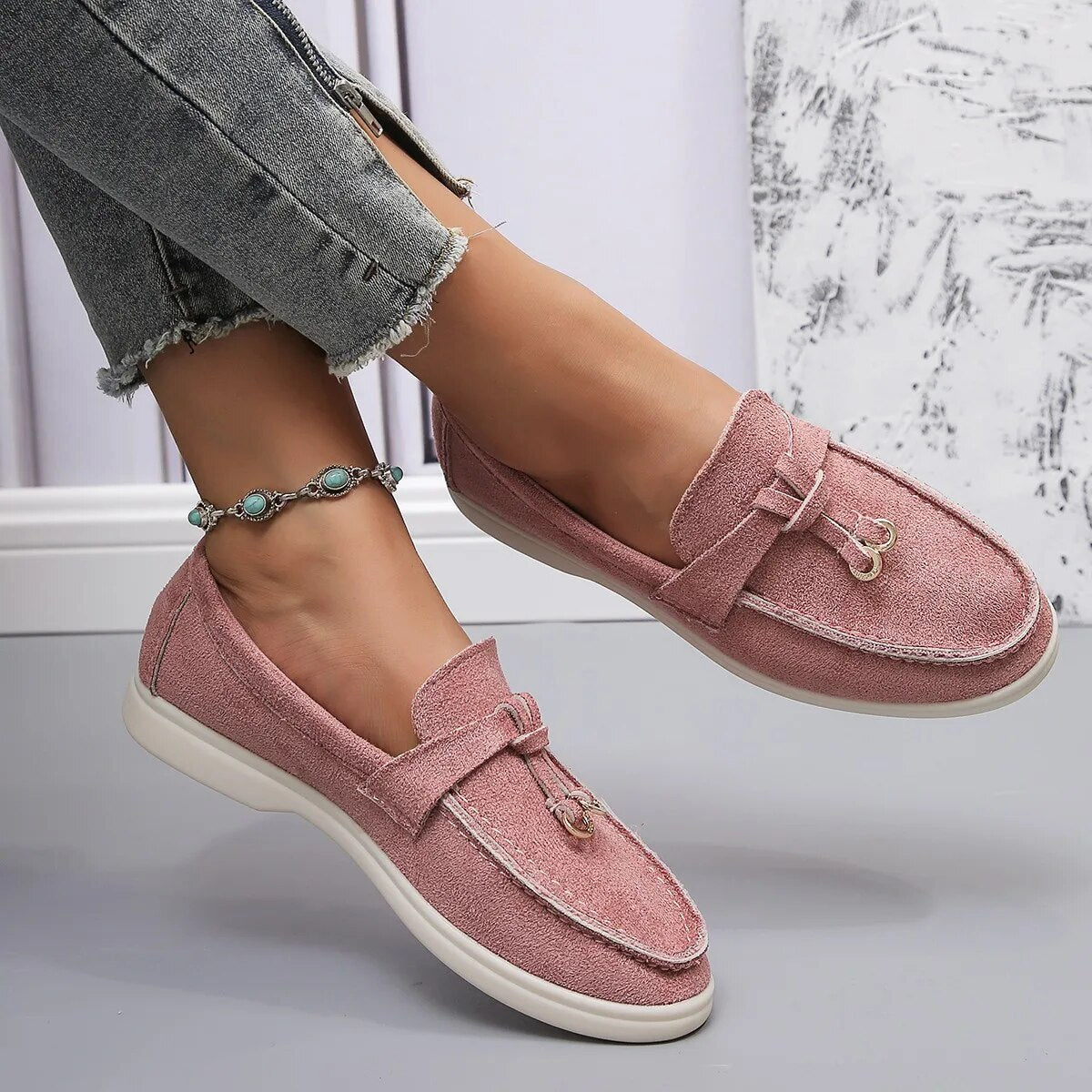 Simple and supportive orthopedic Loafers