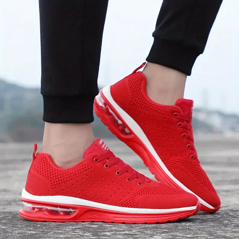 LIGHTWEIGHT WOVEN RUNNING SHOES