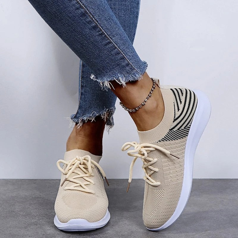 TRENDY WOMEN'S SHOES WITH ORTHOPEDIC FOOTBED