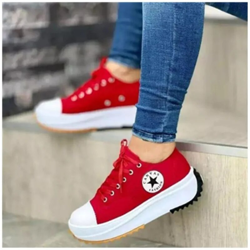 TRENDY ORTHOPEDIC SNEAKERS