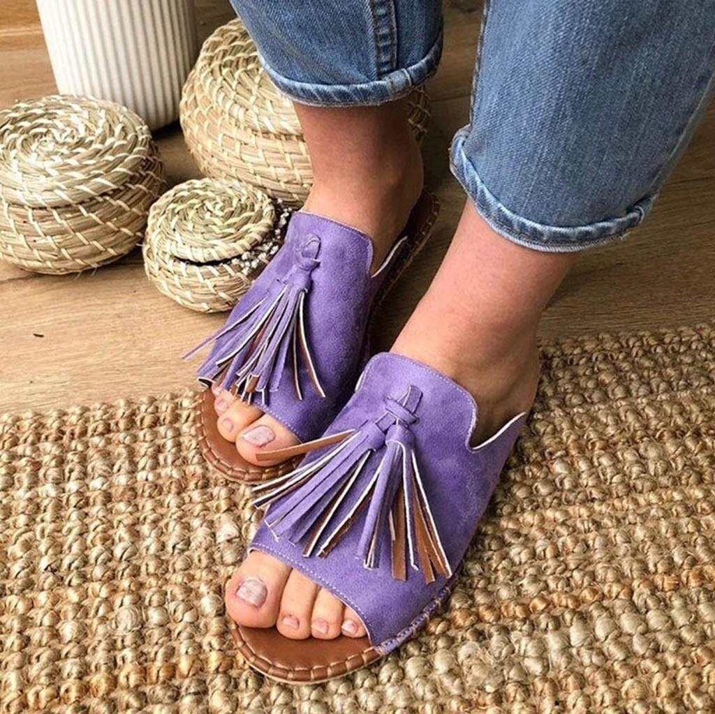 BOHEMIAN STYLE FRINGED SANDALS